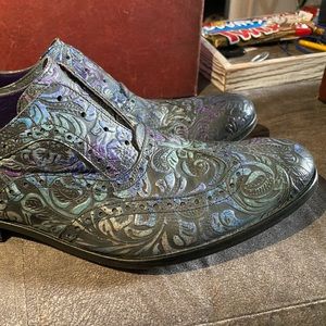 Robert Graham Slip On shoe